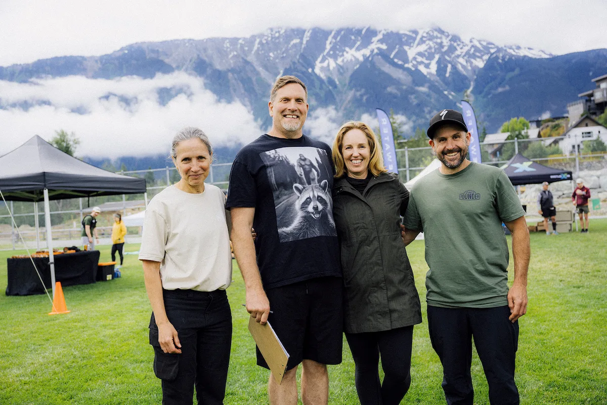 Aid station volunteers Pemby Pounder